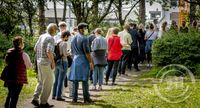 Biðröð á Suðurlandsbraut Covit test