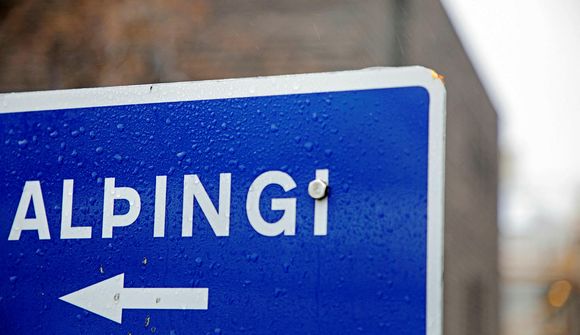 Halda spilunum þétt að sér