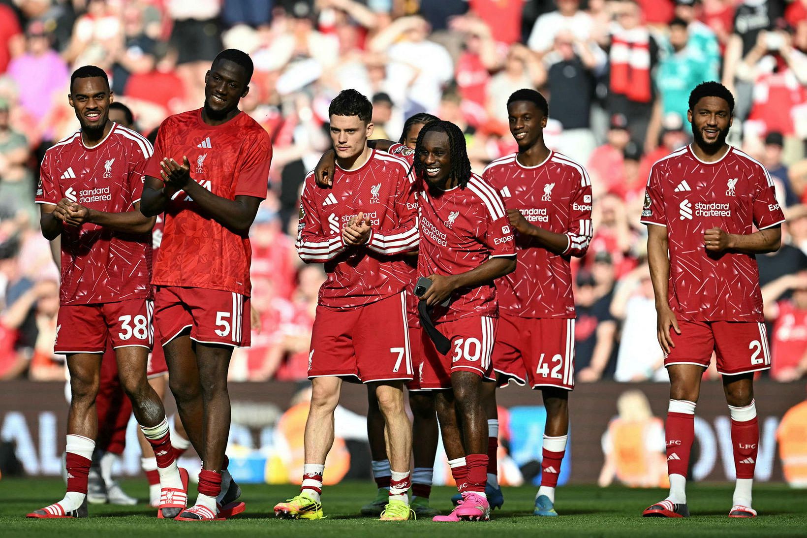 Framtíð sjö leikmanna Liverpool í óvissu