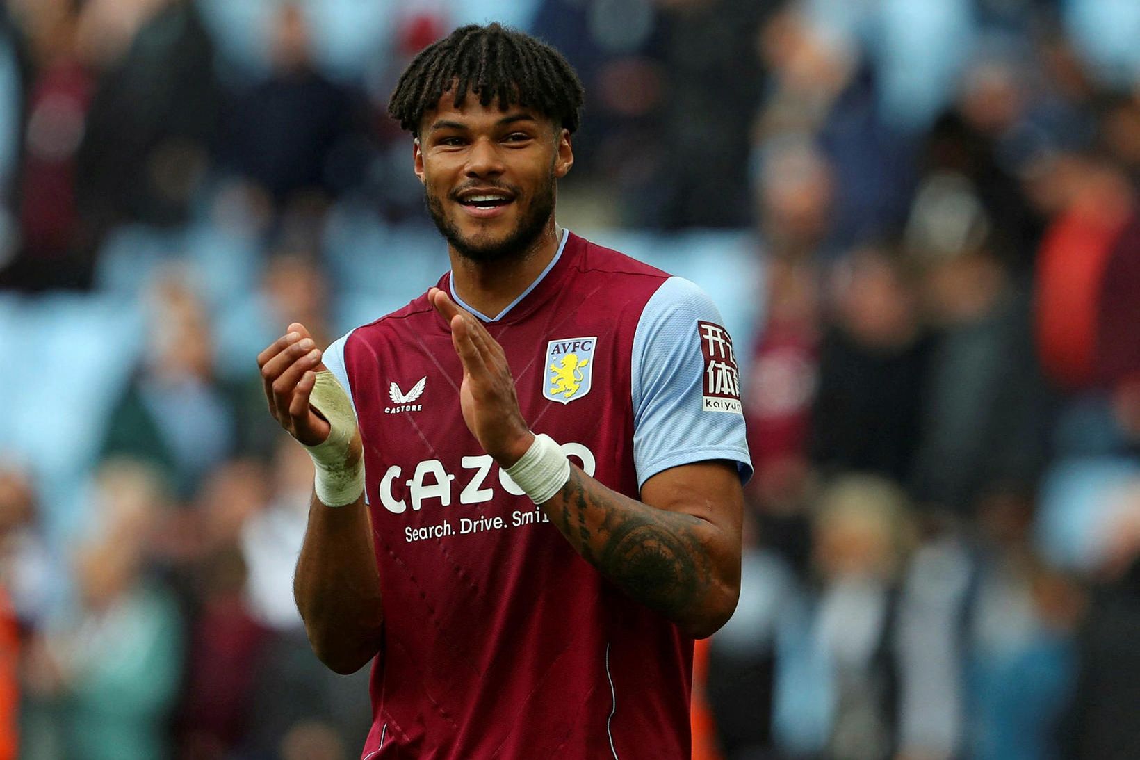 Tyrone Mings skoraði sigurmark Aston Villa í kvöld.