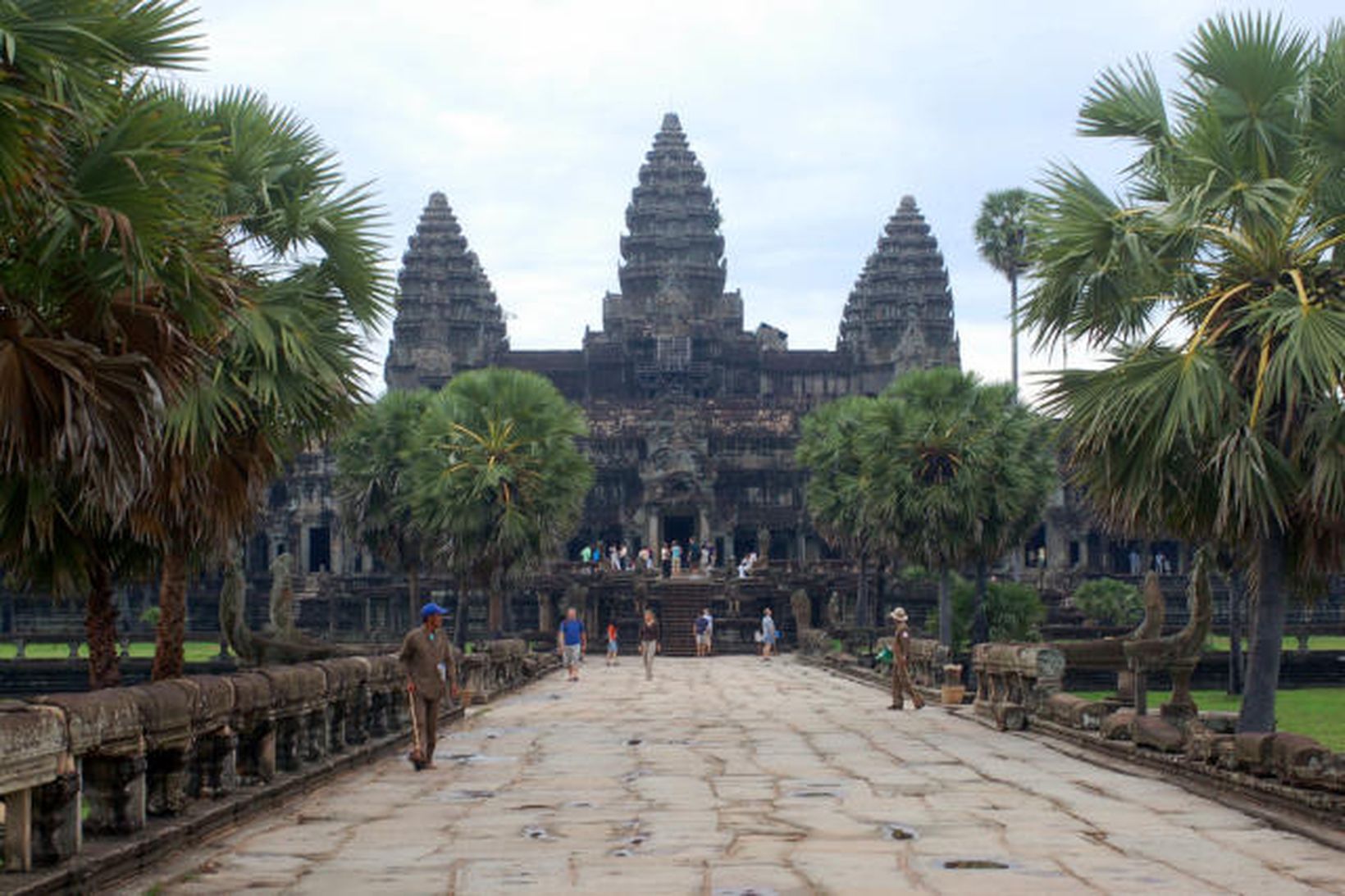 Angkor Wat í Kambódíu.