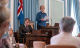 Þórunn Sveinbjarnardóttir forseti Alþingis beitti svokölluðu kjarnorkuákvæði þingskapalaga í gær. Þriðja umræða um veiðigjaldafrumvarpið hefst …