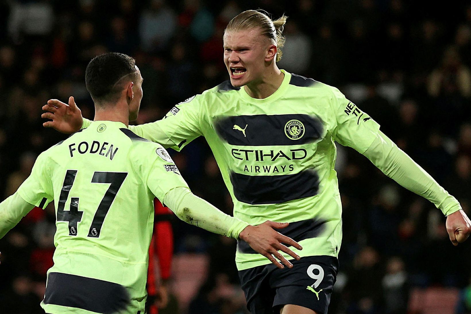 Erling Haaland fagnar eftir að hafa skorað fyrir Manchester City …