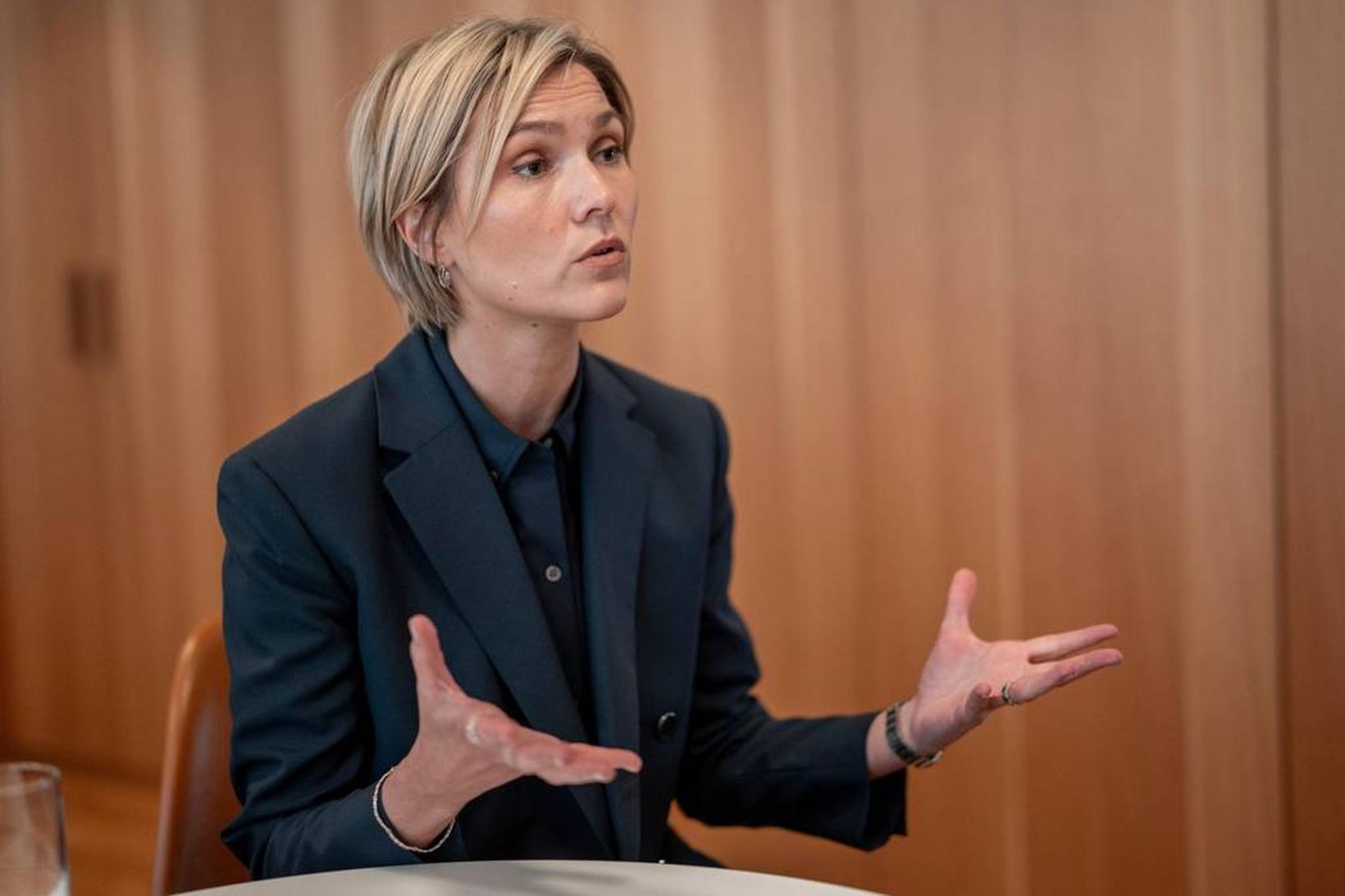 Áhersla á efnahagsmál birtist í fjárlögum
