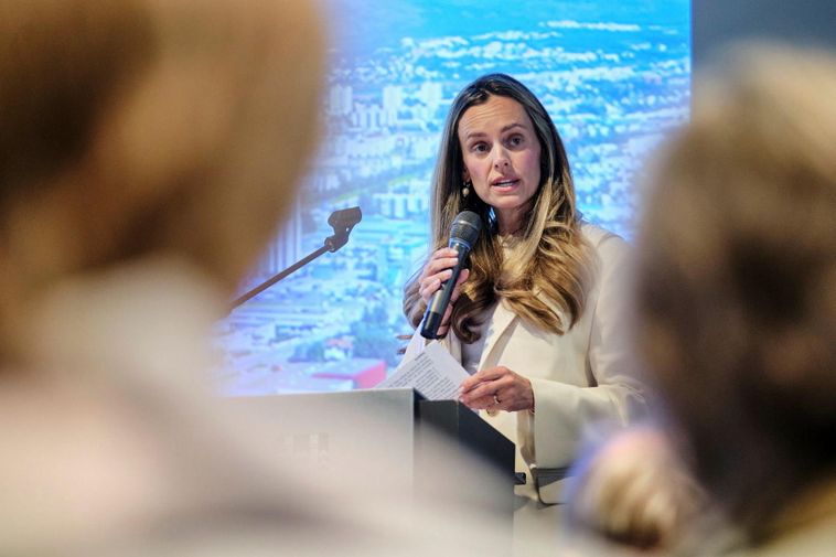 The Reykjavík City Executive Council has approved a proposal to authorize the Icelandic Association of Local Authorities to negotiate collective agreements on behalf of the city, a move expected to save Reykjavík ISK 65.5 million annually.