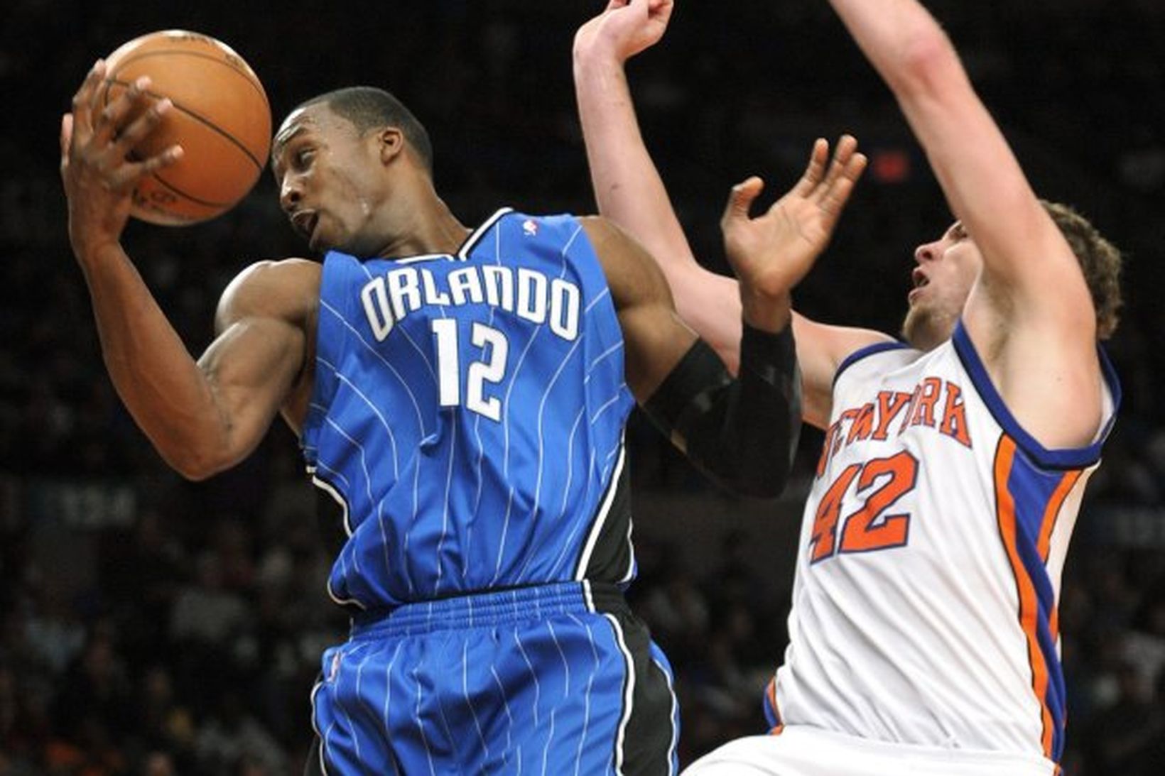 Miðherjarnir Dwight Howard hjá Orlando og David Lee hjá New …