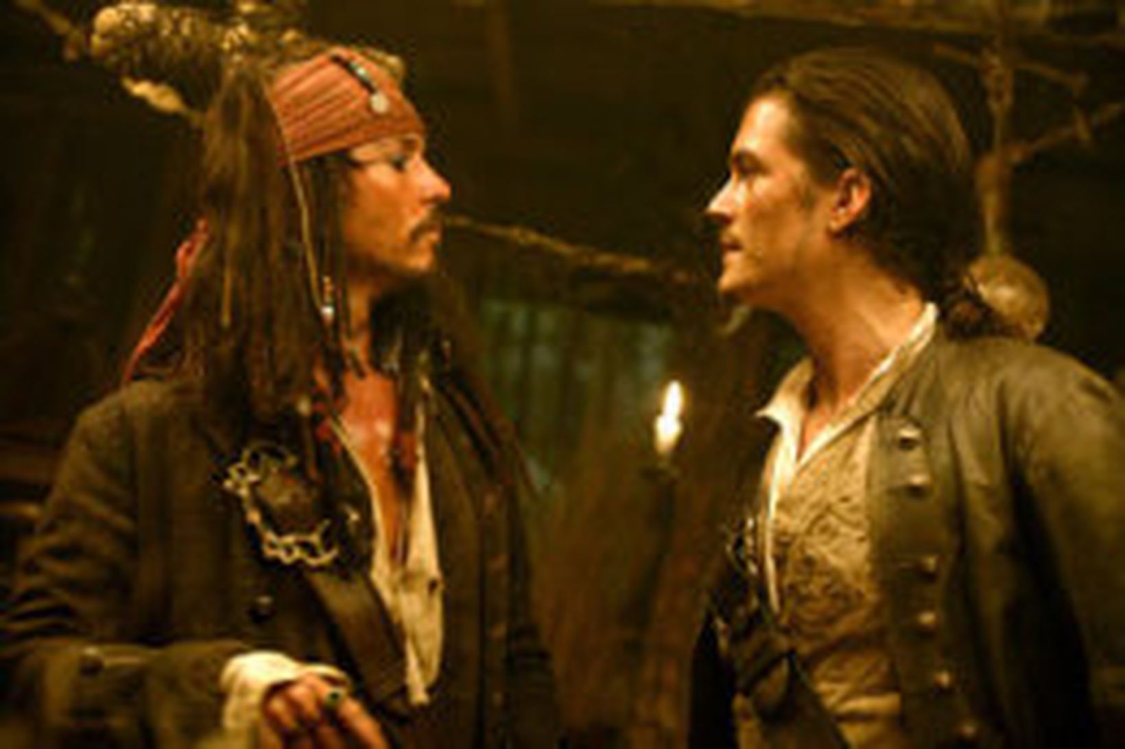 Johnny Depp og Orlando Bloom í hlutverkum sínum í myndinni …