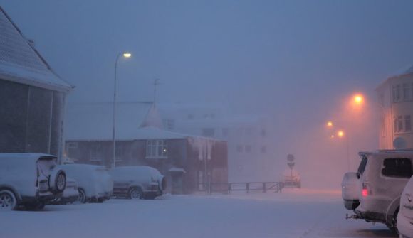 Rýma fjögur hús á Ísafirði