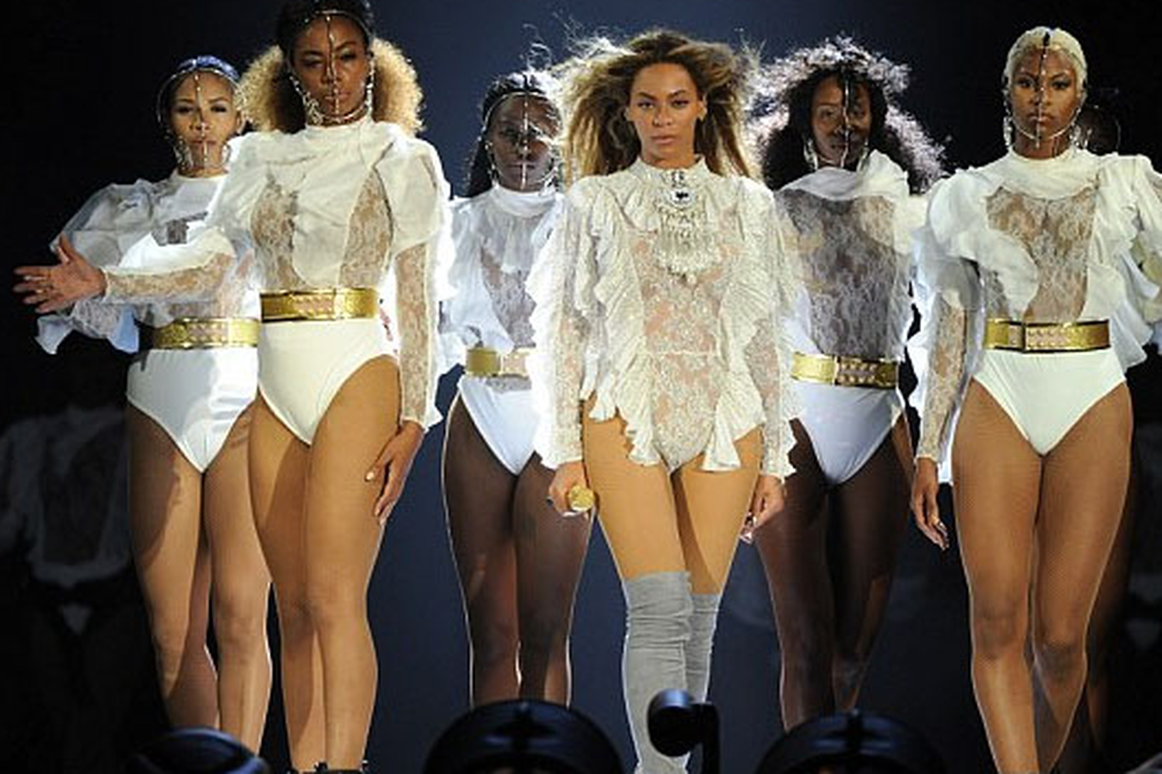 Beyoncé hóf tónleikaferðalag sitt í gær.