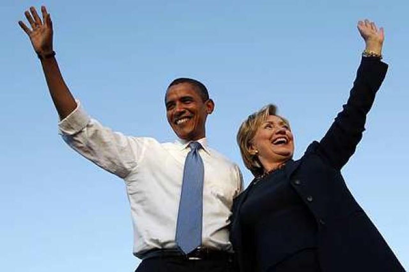 Obama og clinton komu saman á kosninga fundi í Florida.