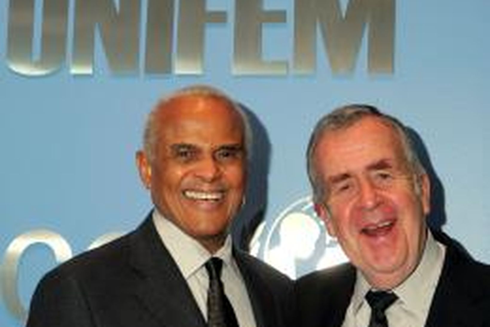 Harry Belafonte ásamt Einari Benediktssyni, formanni landsnefndar UNICEF.