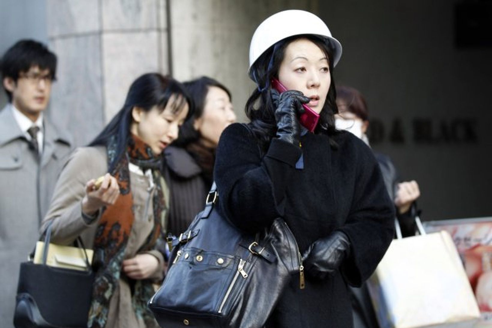 Hræðsla greip um sig eftir jarðskjálftann í Tokyo.