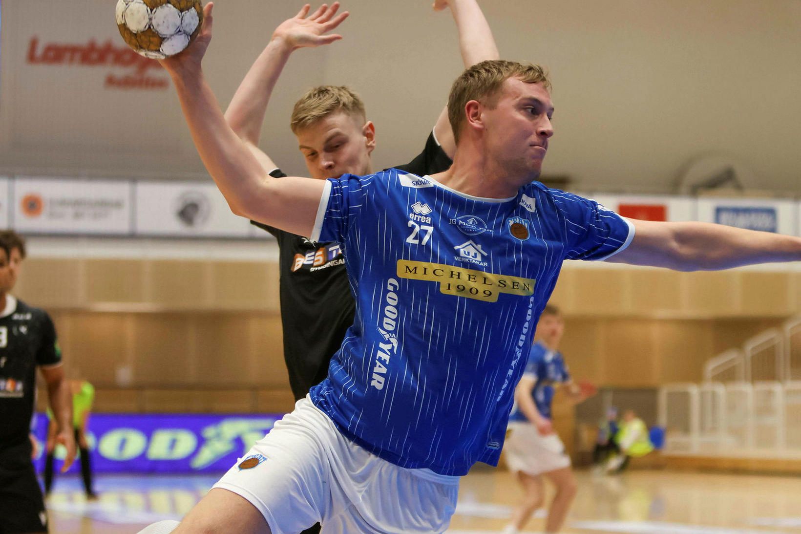 Erlendur Guðmundsson getur ekki tekið þátt í leiknum gegn FH …