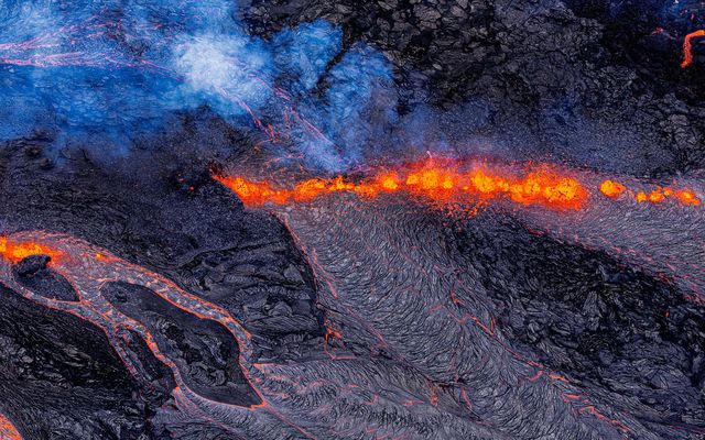 Picture of the last eruption that started on April 1, 2025 and only lasted a …