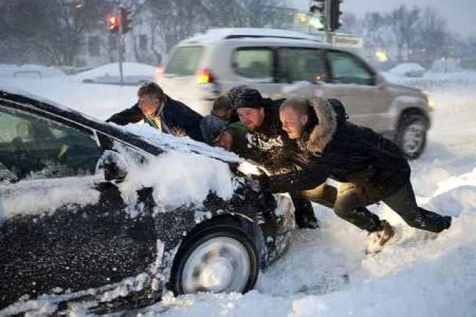 Umferð í desember dróst saman um 9,5% frá því á …