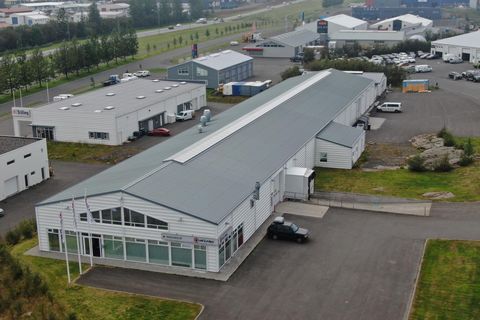 Vélfag starfar nú nokkuð eðlilega samkvæmt framkvæmdastjóra þess, Trausta Árnasyni.