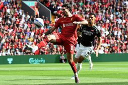 Dominik Szoboszlai miðjumaður Liverpool með boltann á Anfield í dag.