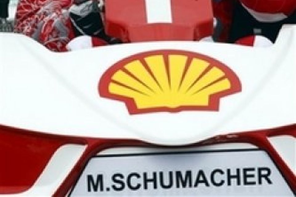 Schumacher prófar brautina á æfingu fyrir körtukeppnina í Brasilíu.