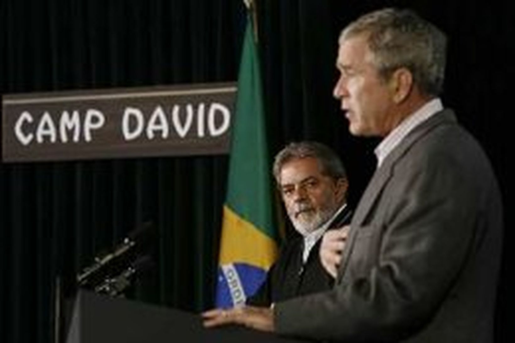 George W. Bush og Luiz Inácio Lula da Silva á …