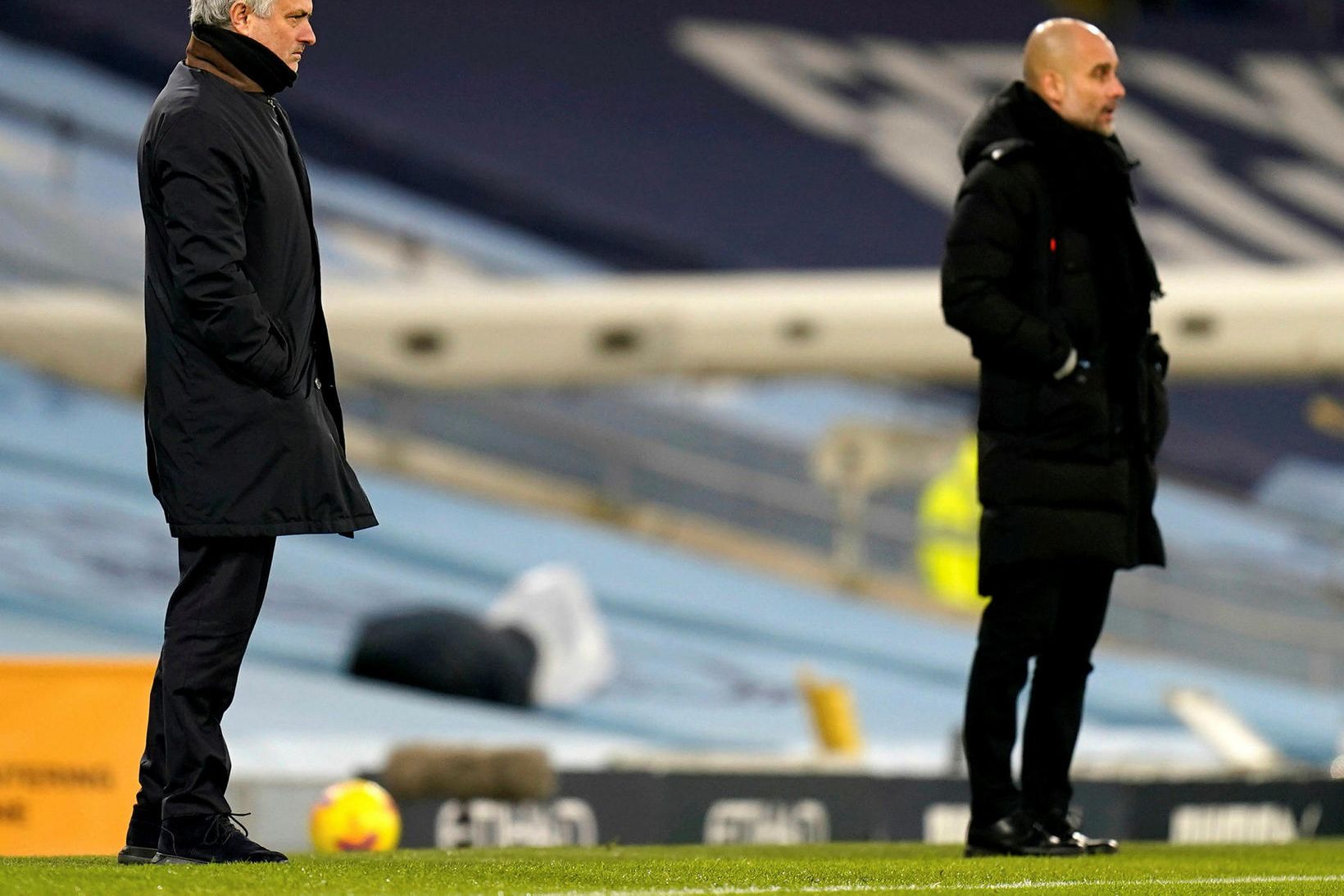 José Mourinho, knattspyrnustjóri Tottenham, og Pep Guardiola, knattspyrnustjóri Manchester City, …