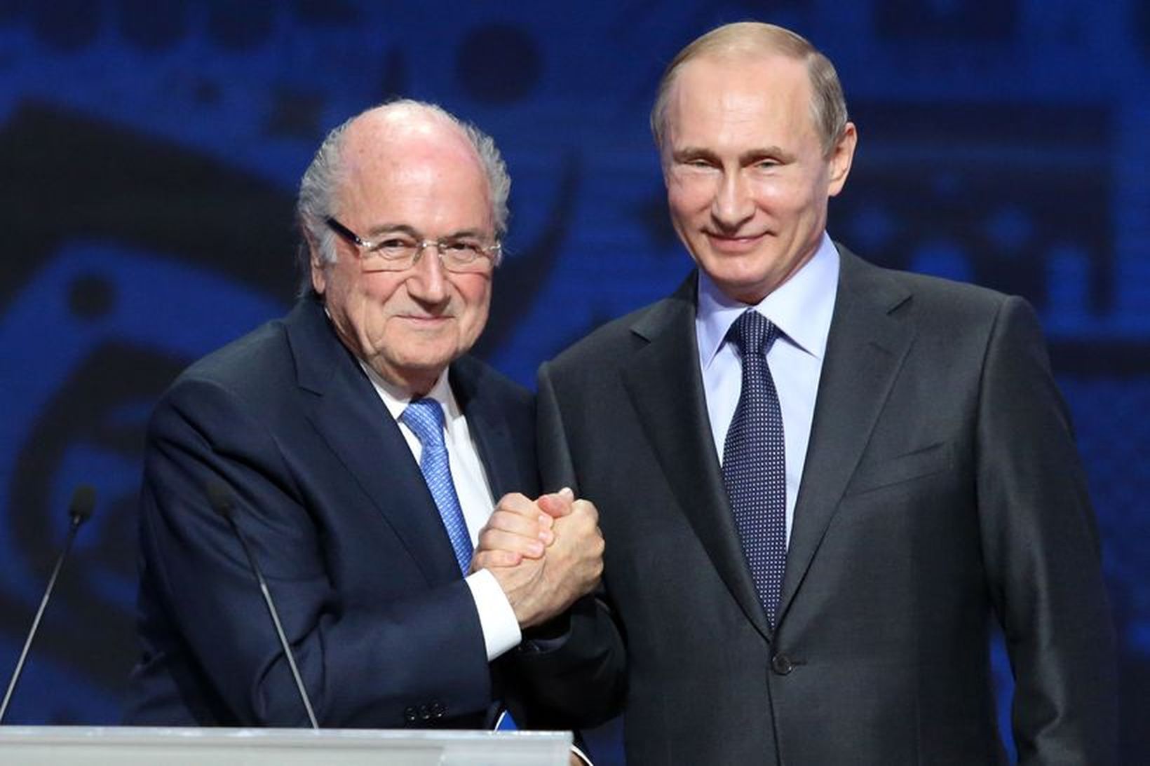 Sepp Blatter og Vladimir Pútín.
