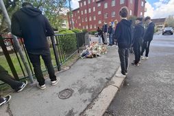 Fjöldi fólks hefur minnst fórnalambanna í Uppsölum.