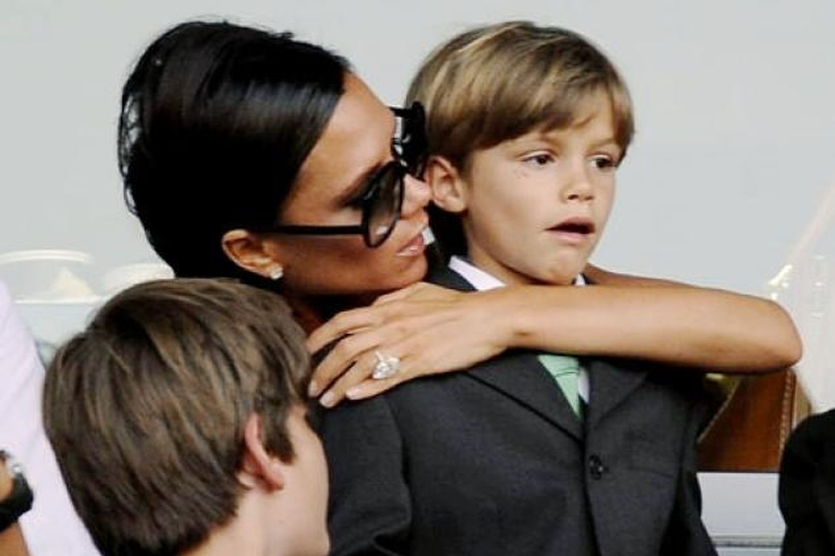 Victoria Beckham með syni sínum Romeo Beckham.