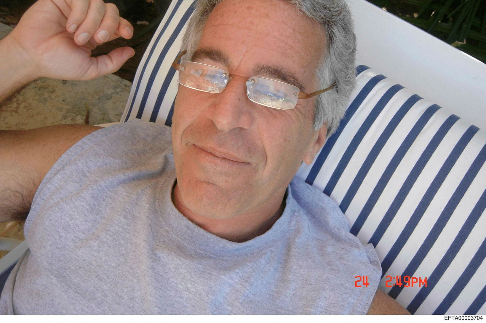 Grátbað Epstein um að sofa hjá fyrirsætu