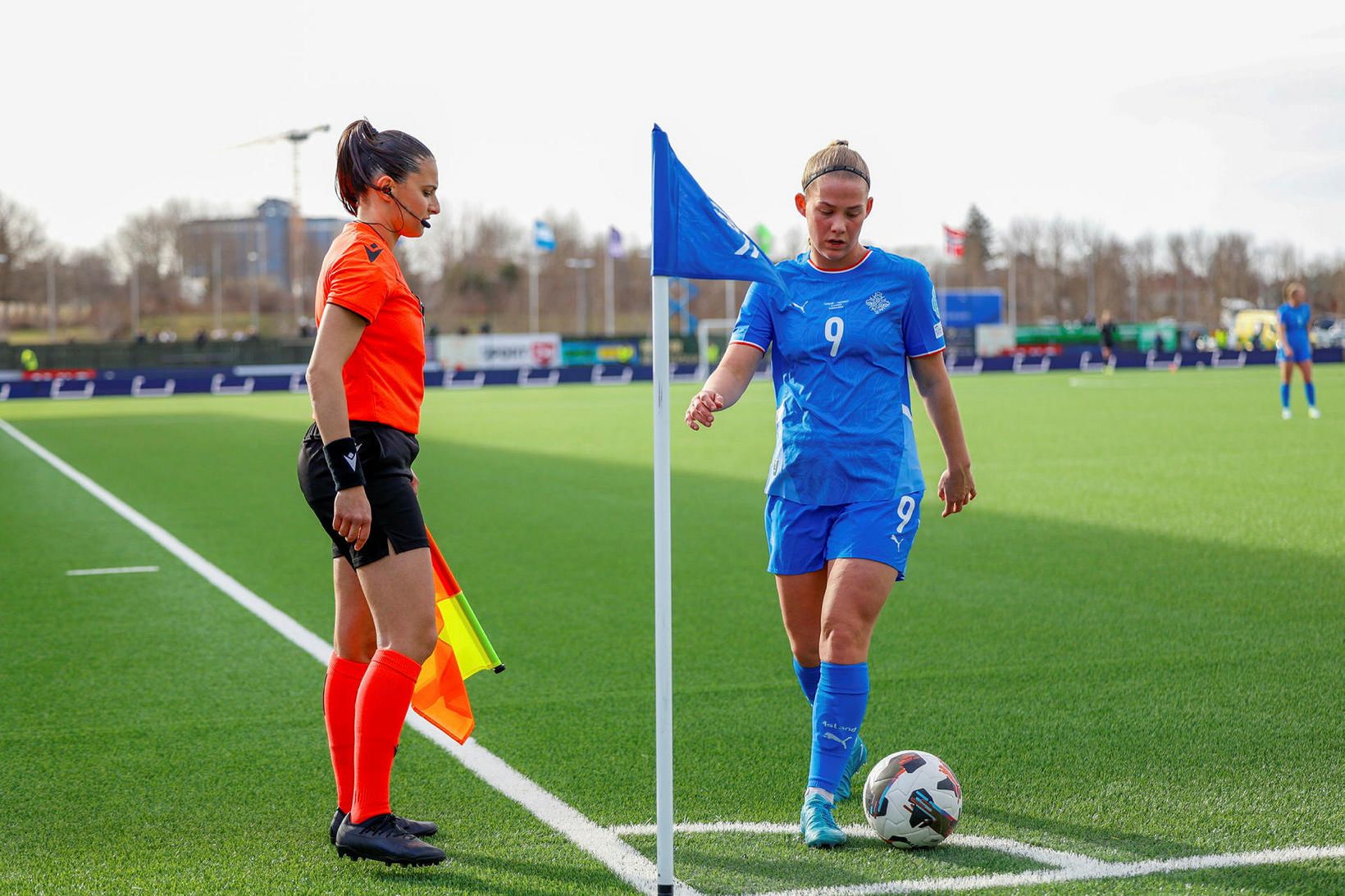 Sædís Rún Heiðarsdóttir leikur sem vinstri bakvörður með Vålerenga.