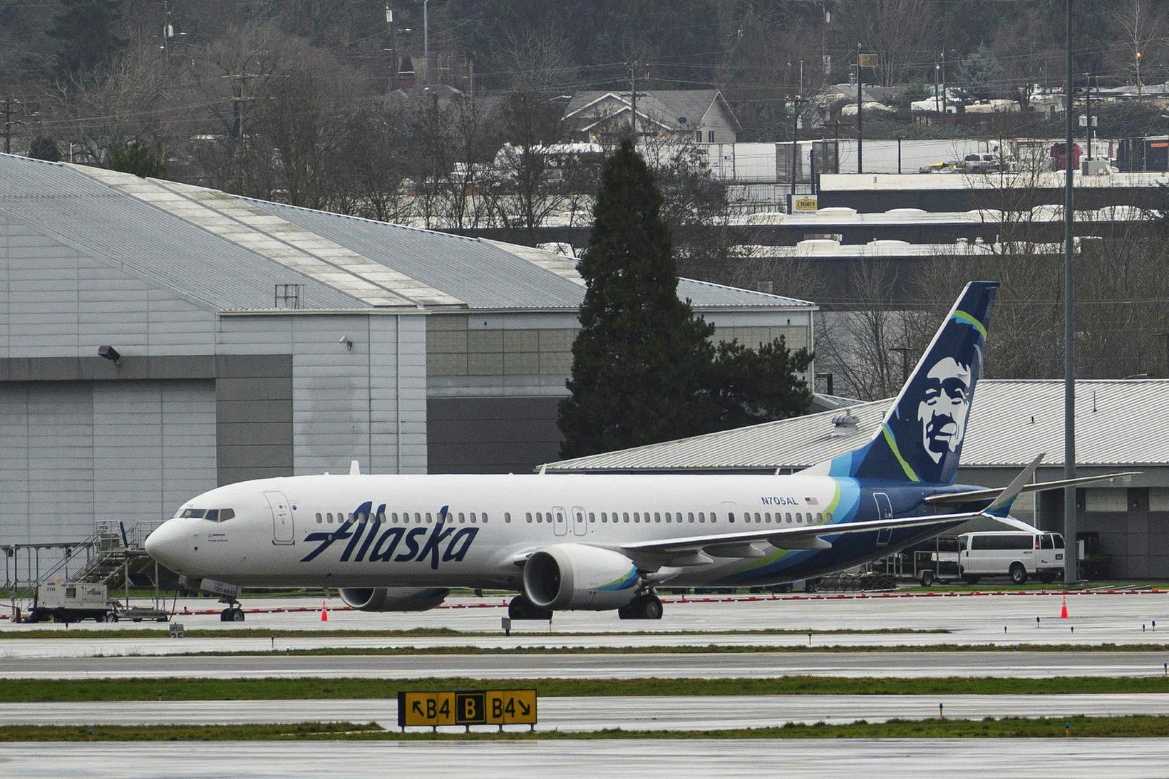 Vél Alaska Airlines var á leið til Kali­forn­íu og var …