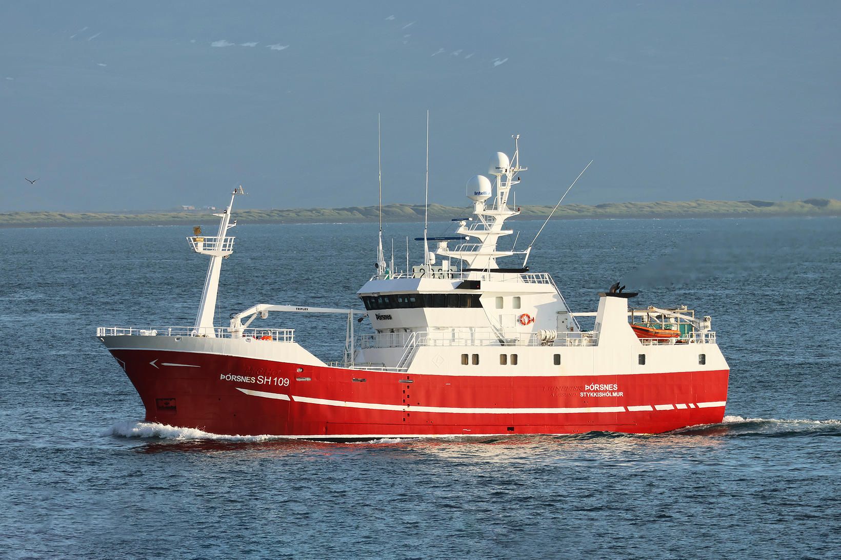 Allt uppi á borðum í ársreikningum