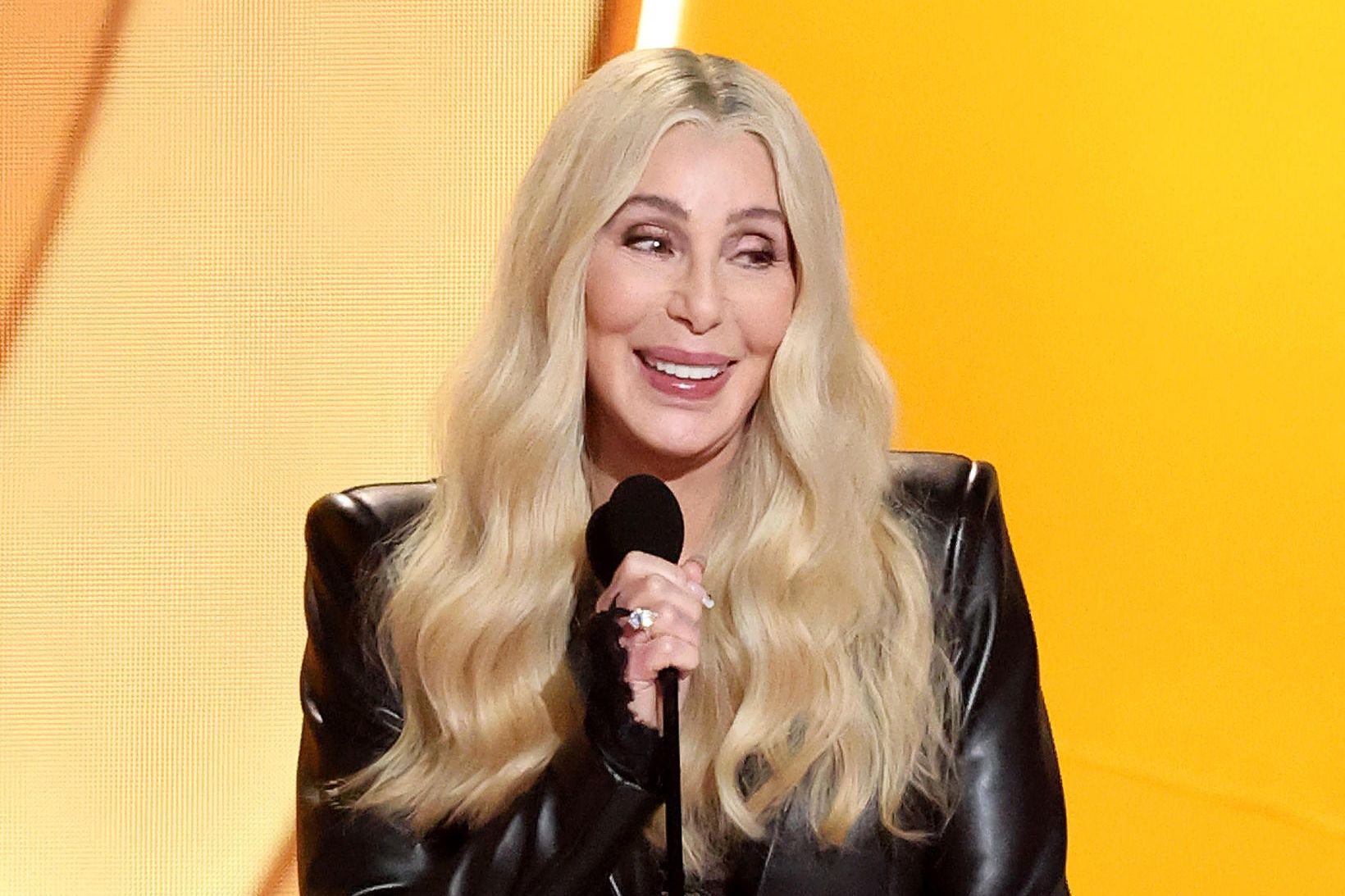 Fékk nýlega að vita af 15 ára barnabarni