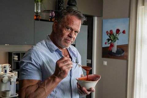 Jóhannes Felixsson, alla jafna kallaður Jói Fel, er mikill nautnaseggur og elskar fátt meira en …