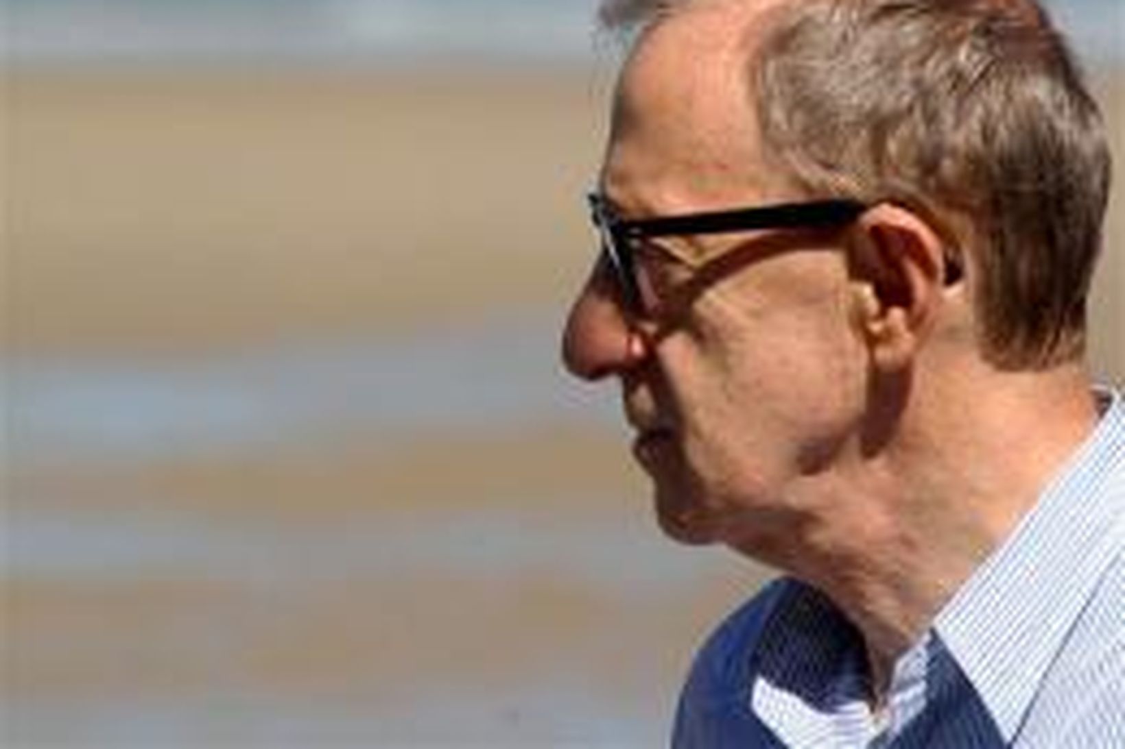 Woody Allen hefur kært fataframleiðanda fyrir að nota hann í …