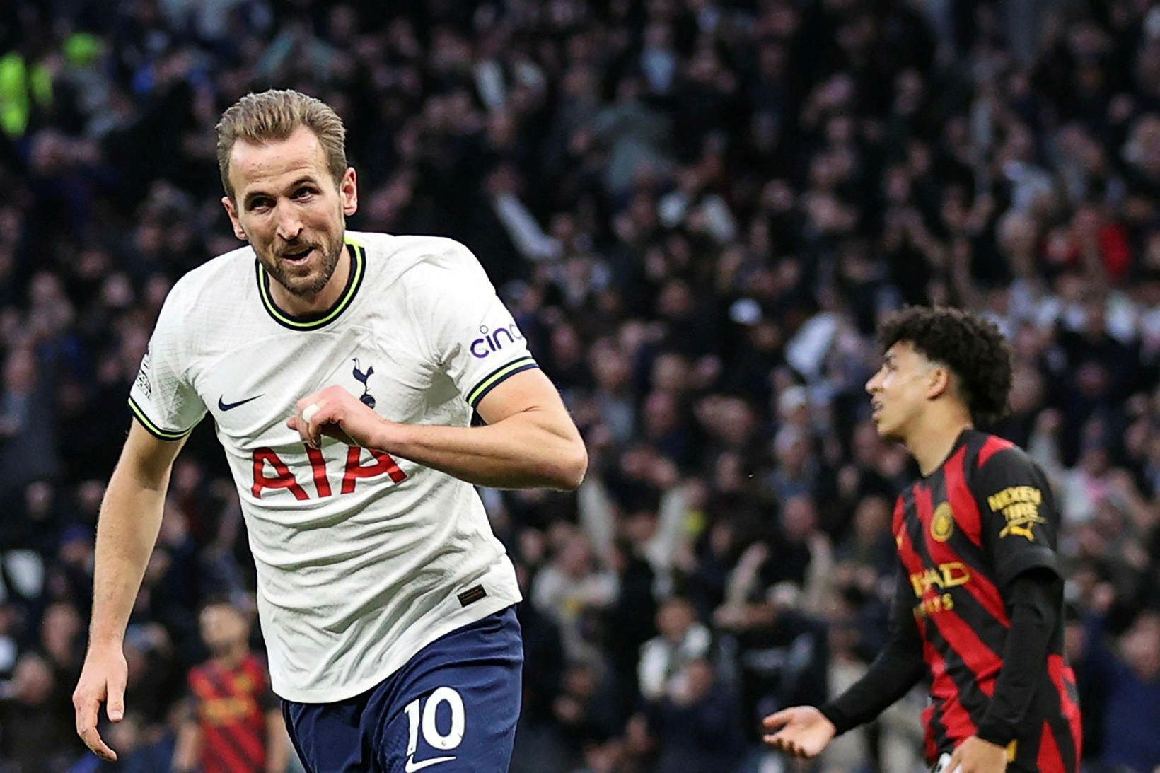 Harry Kane og félagar í Tottenham sækja Leicester heim í …