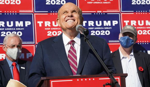 Giuliani: Trump játar ekki ósigur