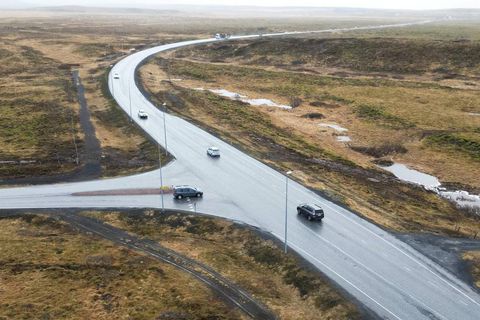 Varasamar aðstæður geta skapast í dag fyrir ökutæki sem taka mikinn vind og ökutæki með …