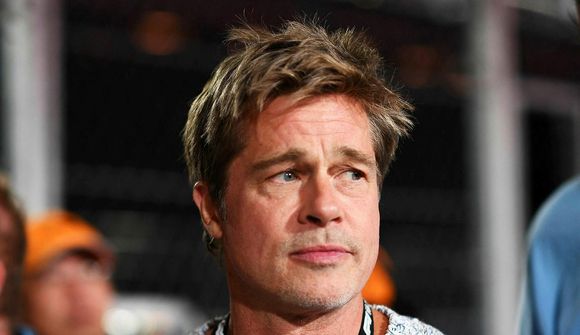 Kona lagði út 121 milljón króna fyrir svindlara sem sagðist vera Brad Pitt