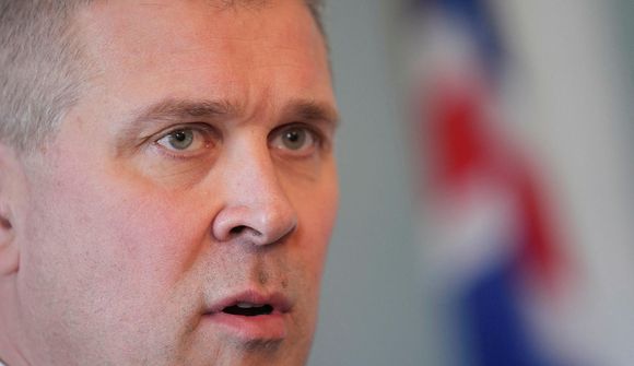 Fer í kosningarnar til að sigra