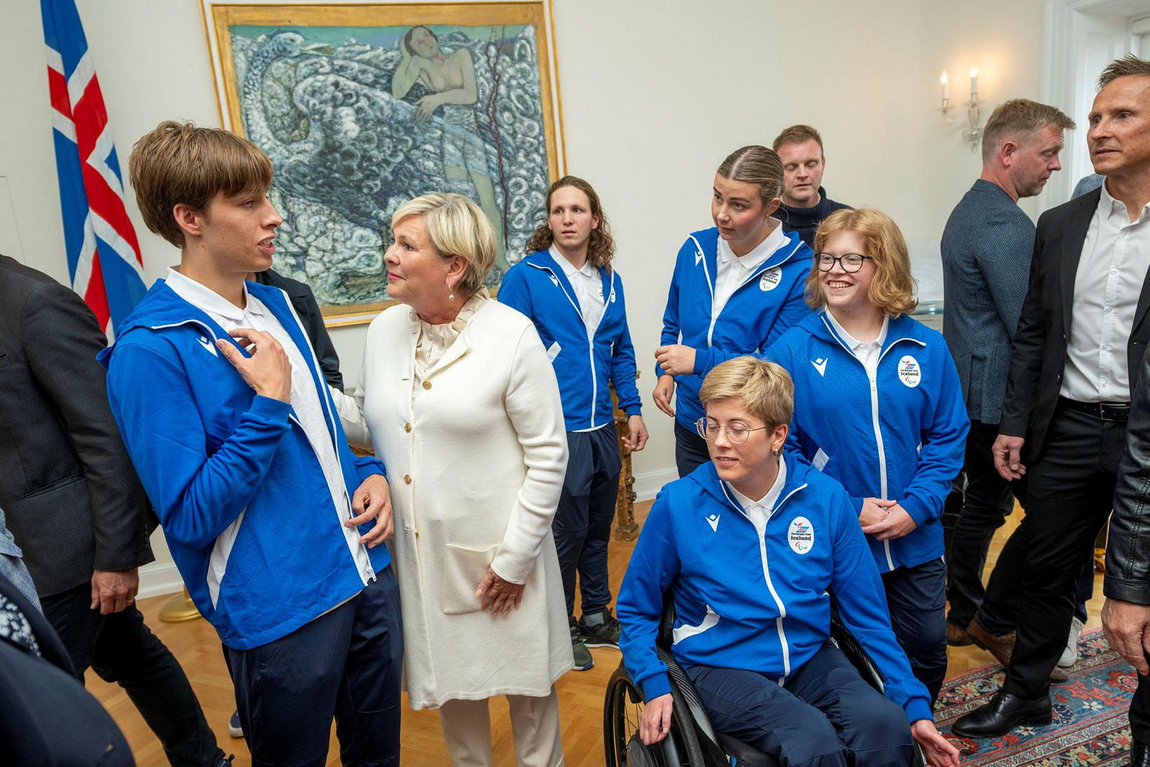 Forsetahjónin tóku á móti hópnum auk aðstandenda og fulltrúa frá …