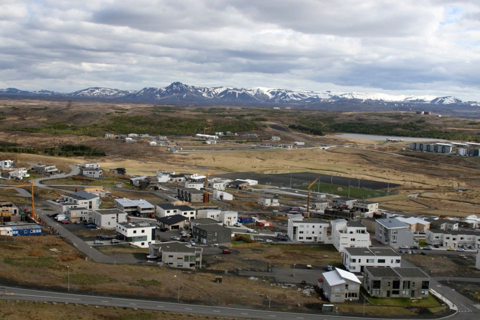 Úlfarsárdalur er nýjasta hverfi byggðarinnar. Þar er nú aftur byrjað að byggja eftir nokkurt hlé.