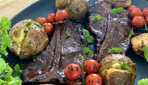 Stórbrotin T-bone steik með heimagerðri bernaise