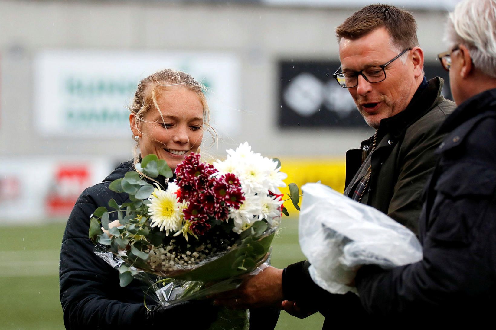 Börkur Edvardsson heiðrar Margréti Láru Viðarsdóttur á sínum tíma.