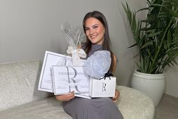 Hafdís Björg Davíðsdóttir útskrifaðist úr Reykjavík Makeup School með hæstu einkunn og viðurkenningu fyrir framúrskarandi …