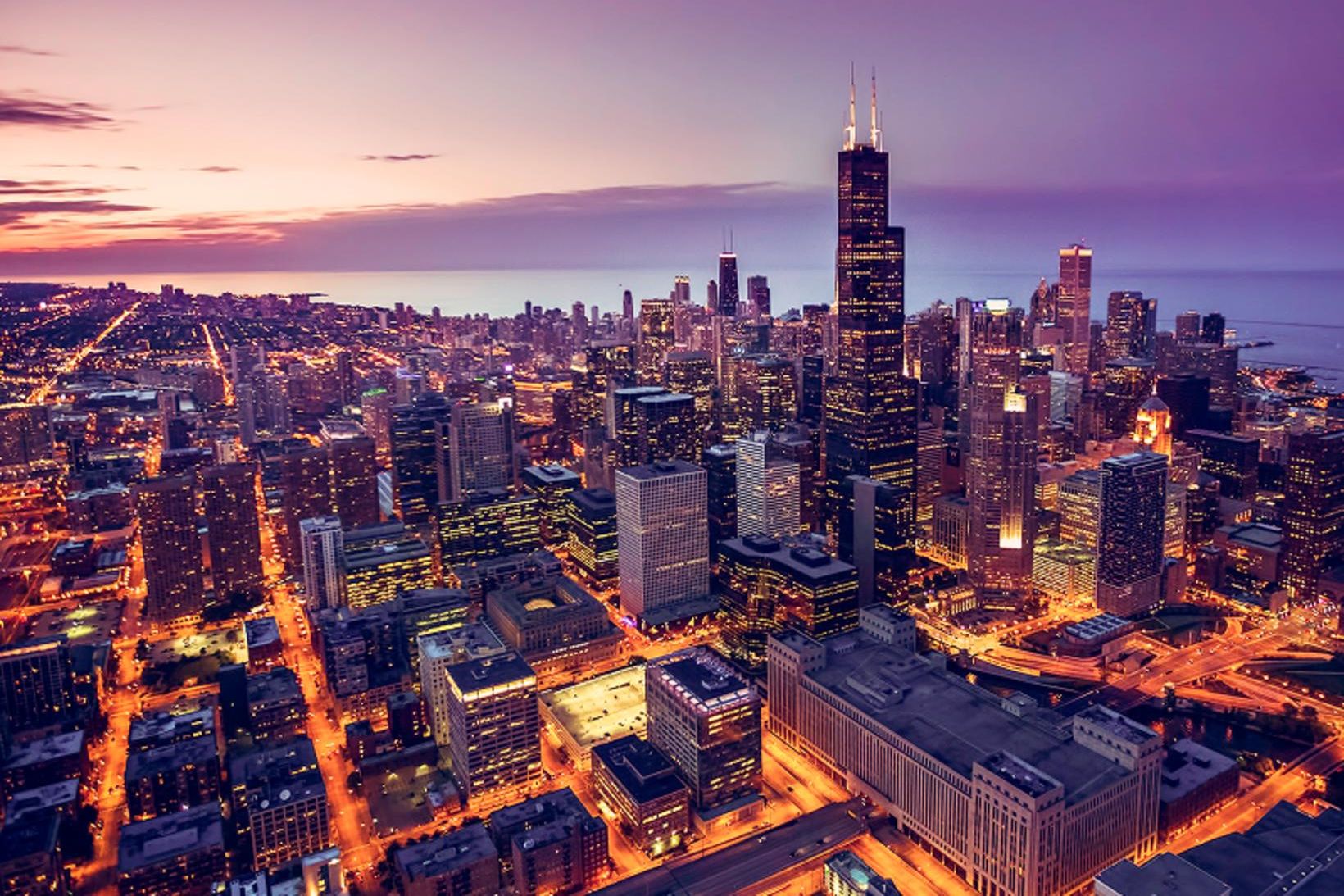 Þú getur nú svifið yfir Chicago í Reykjavík