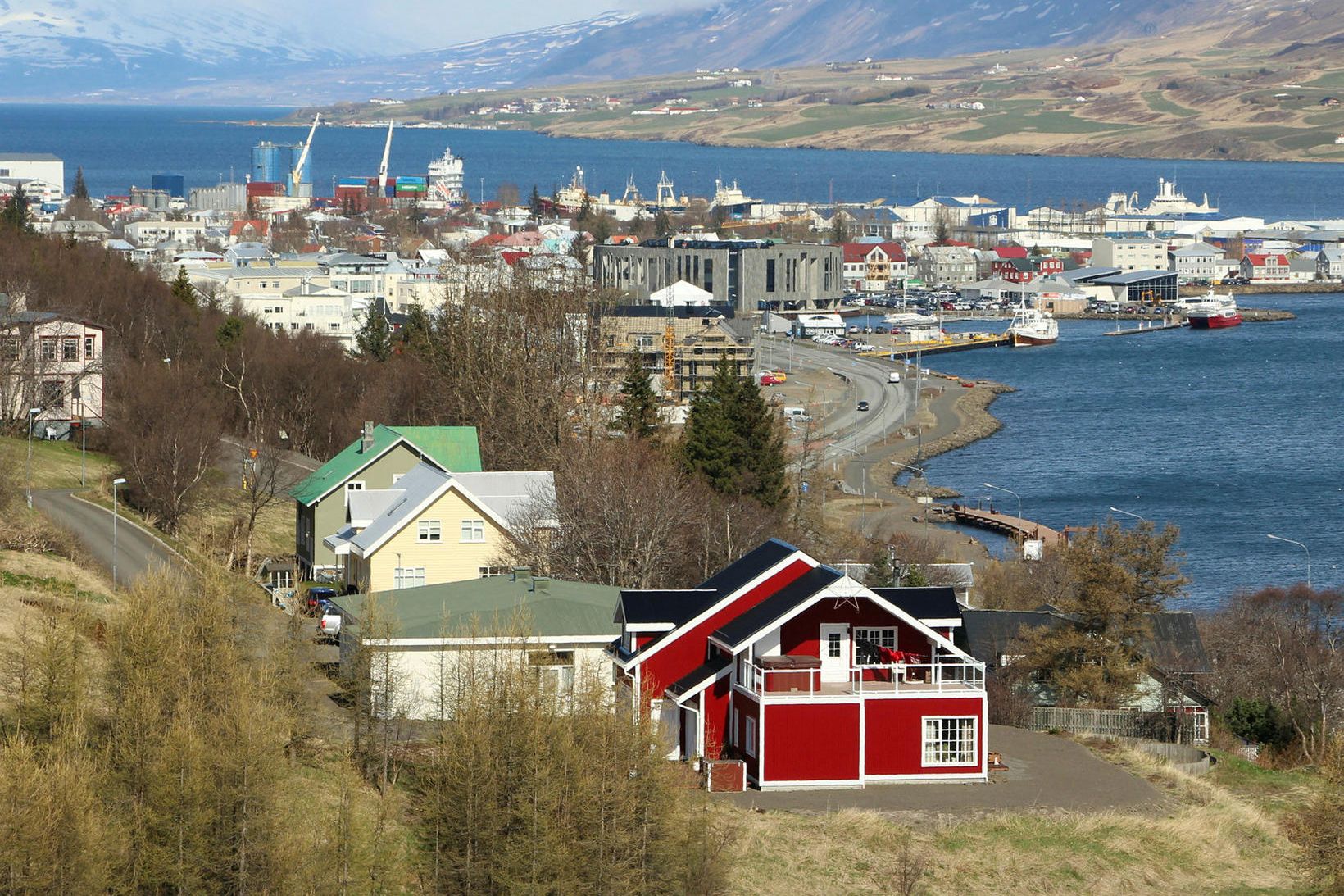 Bæjarfulltrúar hafa lýst áhyggjum af störfum á Akureyri.