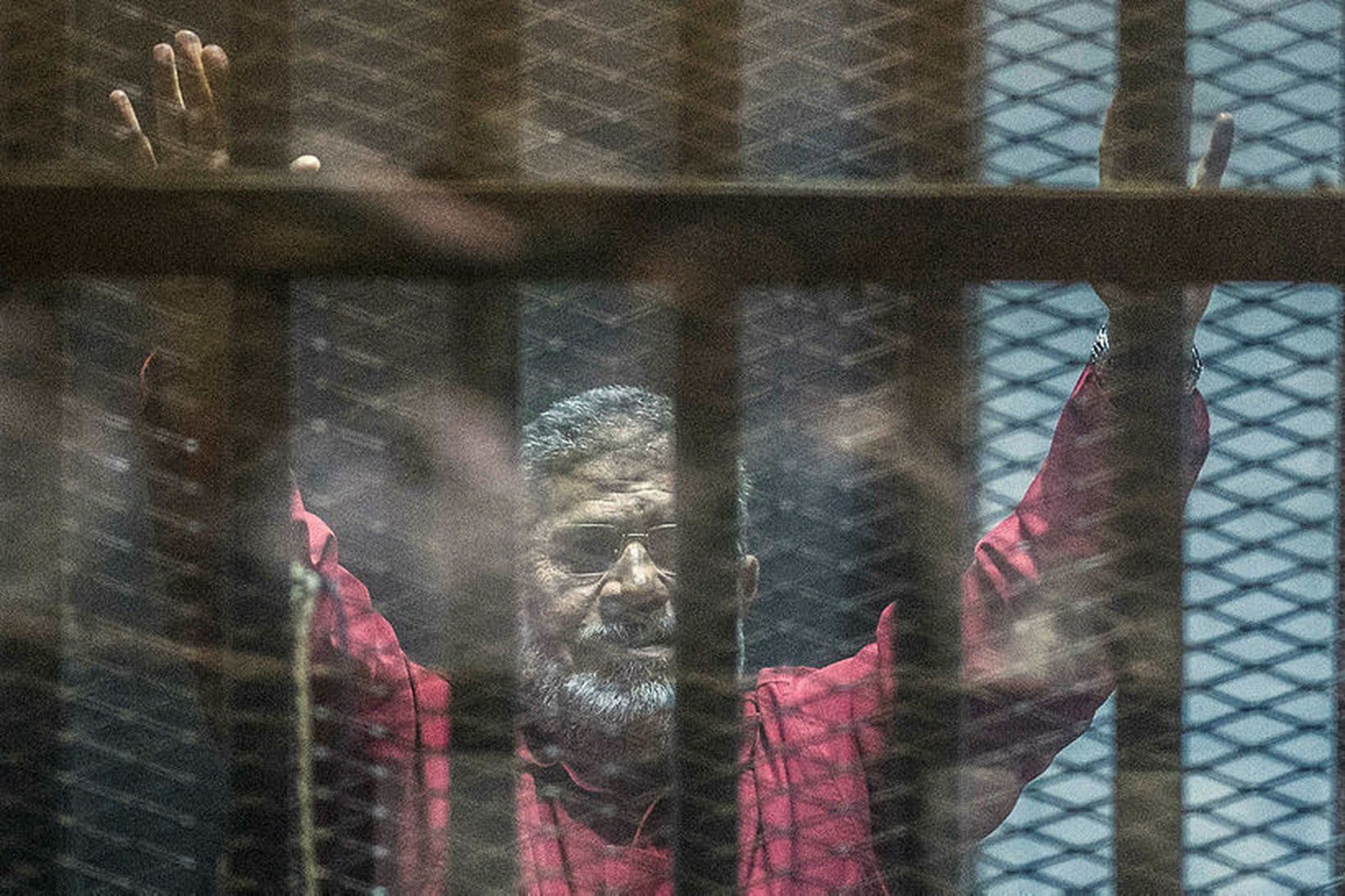 Mohamed Morsi hafði verið í gæsluvarðhaldi í sex ár þegar …