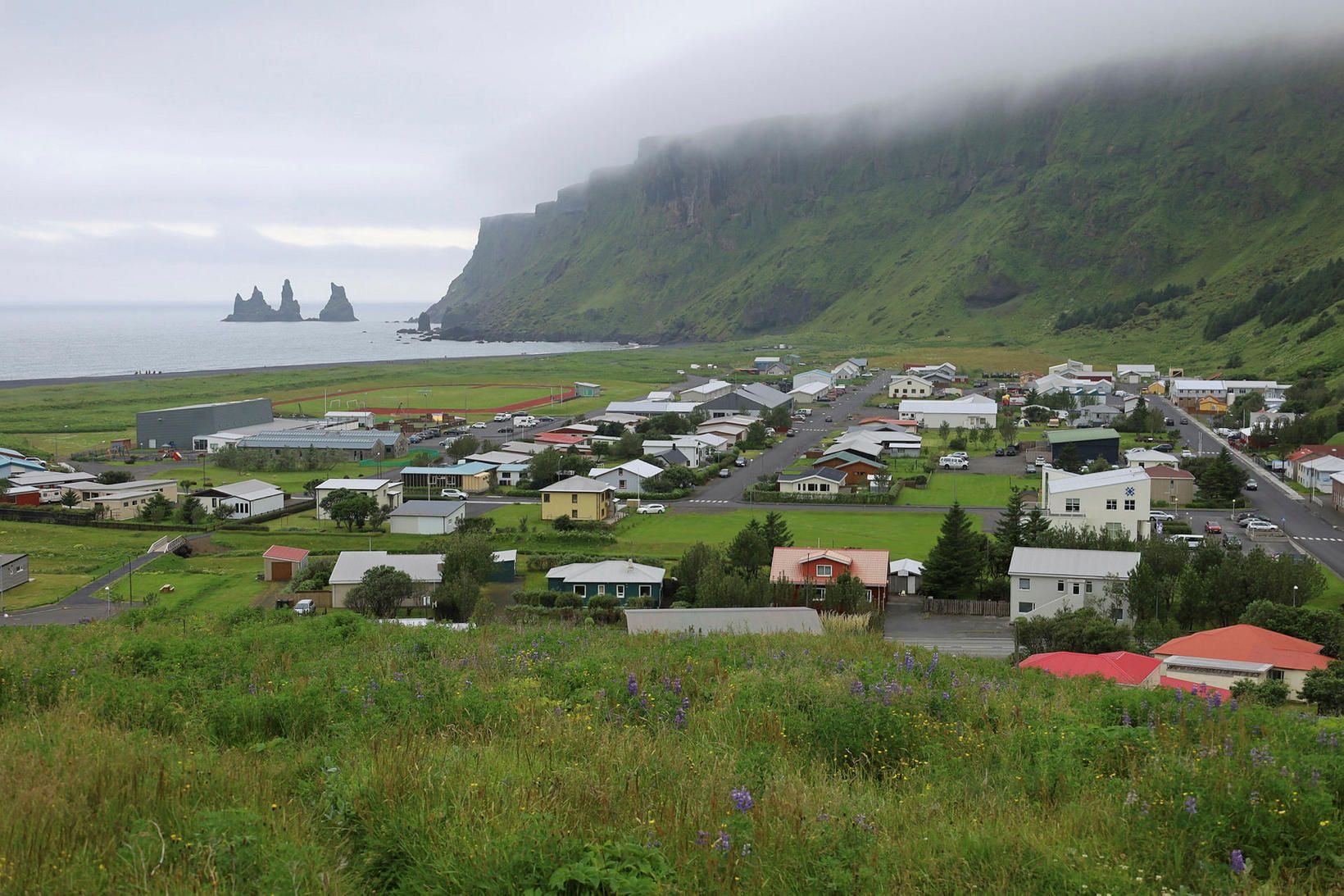 Gular viðvaranir eru í gildi.