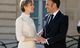 Kristrún Frostadóttir forsætisráðherra heilsar hér Emmanuel Macron, forseta Frakklands.