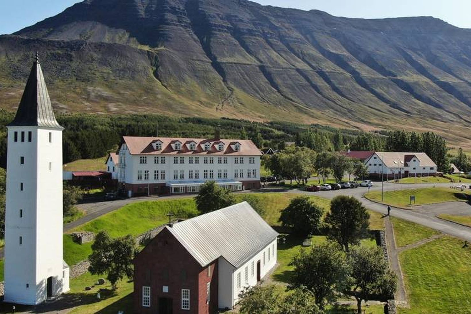 Deilt um framtíð Hóla í Hjaltadal